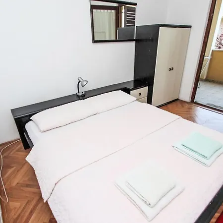 Daire Ap Lora 3 By Interhome Rovinj